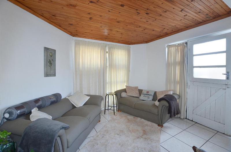 6 Bedroom Property for Sale in Parow North Western Cape